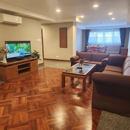 Apartamento United Tower Thonglor By Aspira Bangkok Exterior foto