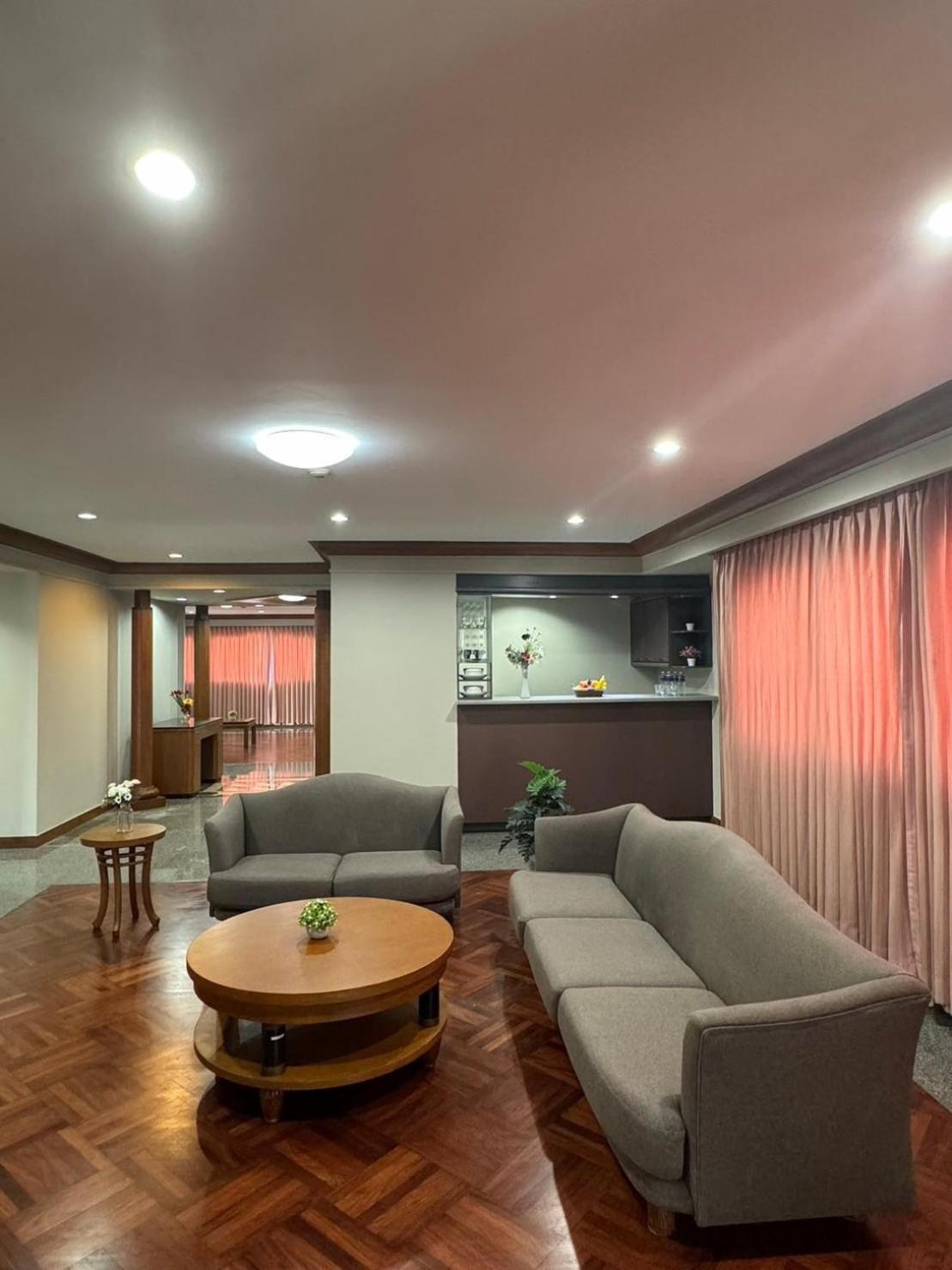Apartamento United Tower Thonglor By Aspira Bangkok Exterior foto