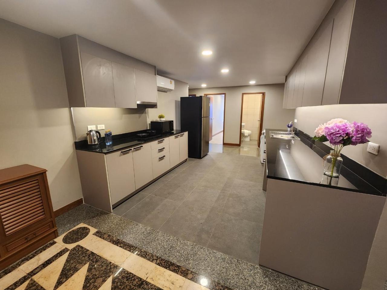 Apartamento United Tower Thonglor By Aspira Bangkok Exterior foto
